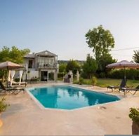Villa Fivos With Private Pool by Lefkadastay