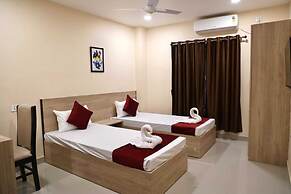 Regal Guest House by ROH