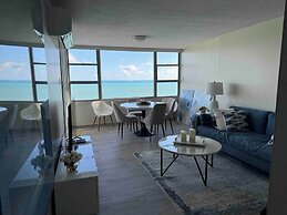 Oceanfront Paradise Marina Views Balcony