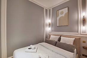 Stunning AC Duplex Apartment - Champs Elysees