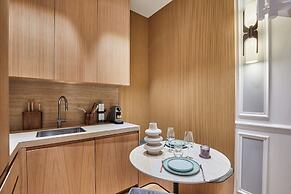 Stunning AC Duplex Apartment - Champs Elysees