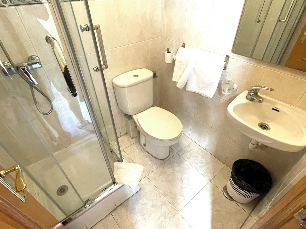 Hostal Fernández Atocha