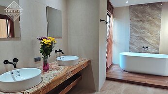 Santi Tara Villas