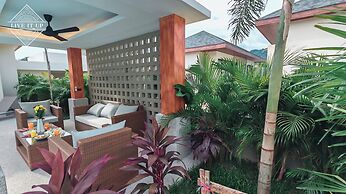 Santi Tara Villas