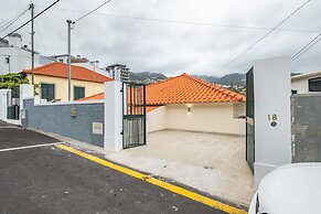 The Graceful Manor by Homie