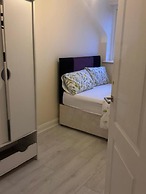 Komegloba Mega room
