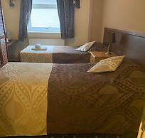 OYO Baytree Lodge