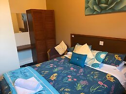 OYO Baytree Lodge