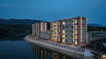 HOTEL OPUS