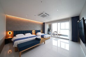 HOTEL OPUS