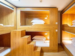 Chengdu Qingcheng Youth Hostel Apartment
