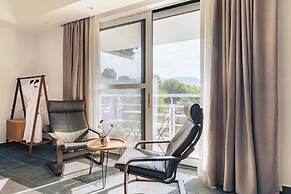 Tengchong Hot Spring Family Resort