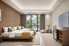 Tengchong Hot Spring Family Resort