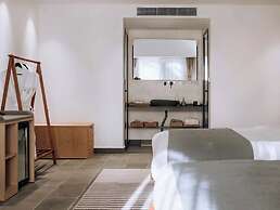 Tengchong Hot Spring Family Resort