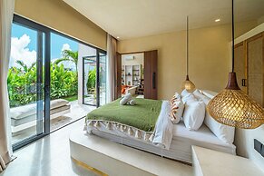 AYO Villa