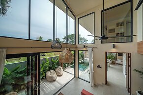 AYO Villa