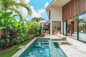 AYO Villa