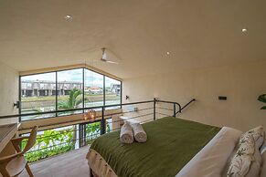 AYO Villa