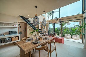 AYO Villa
