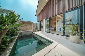 AYO Villa