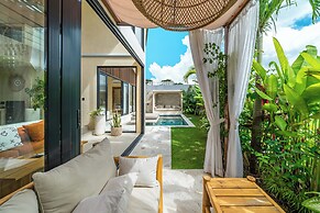 AYO Villa