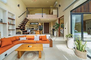 AYO Villa