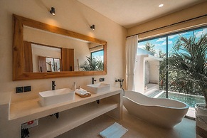 AYO Villa