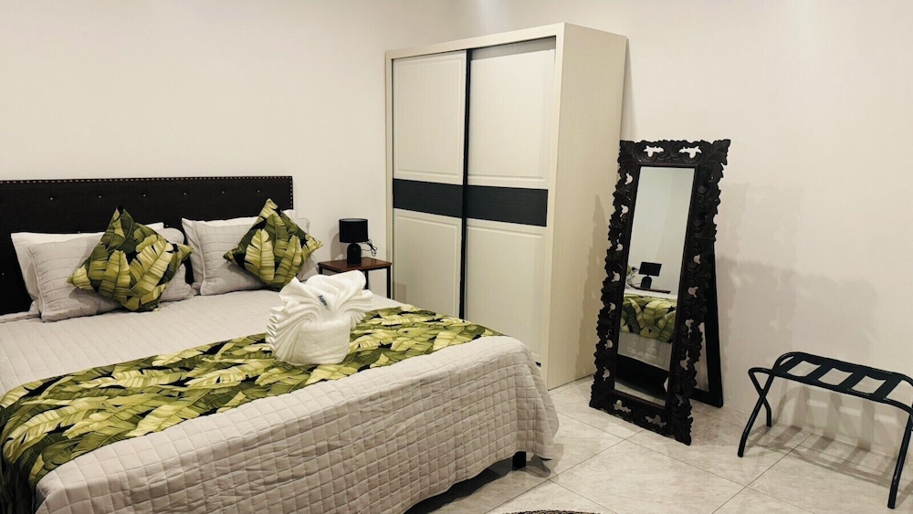 Peaceful Nadi Base Retreat