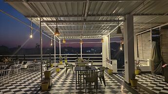 Hotel Lake Star Bistro