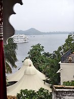 Hotel Lake Star Bistro