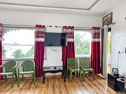 Hotel Lake Star Bistro
