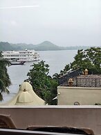 Hotel Lake Star Bistro