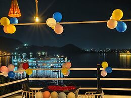 Hotel Lake Star Bistro