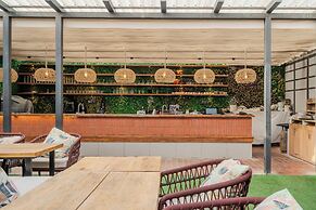 Stay Studio Hotel & Residences