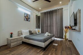 Stay Studio Hotel & Residences