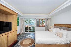 The Taksim Royal Beachfront Resort