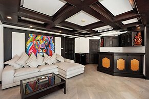 The Taksim Royal Beachfront Resort