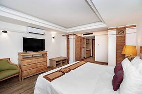 The Taksim Royal Beachfront Resort