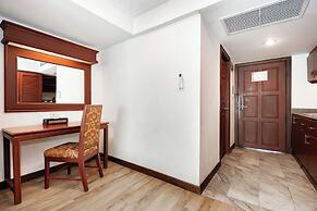 The Taksim Royal Beachfront Resort