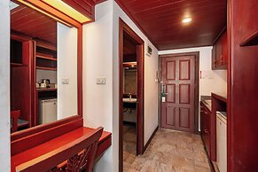 The Taksim Royal Beachfront Resort