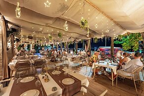 The Taksim Royal Beachfront Resort