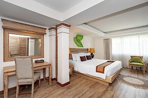 The Taksim Royal Beachfront Resort