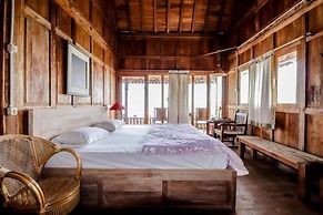 Wooden Javanese Villa Yogyakarta
