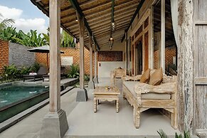 Kumala Ubud Villa
