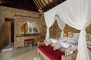 Kumala Ubud Villa