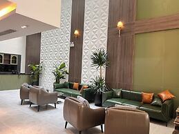 Nature Hotel - Lac Long Quan
