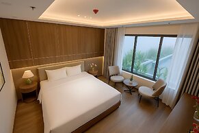 Nature Hotel - Lac Long Quan