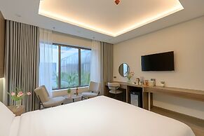 Nature Hotel - Lac Long Quan