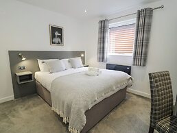 Premier Lodge 78