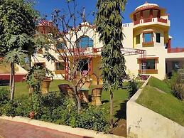 The Quila Camps & Resort